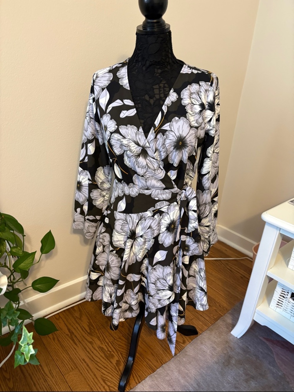 Bar III Black and White Floral Wrap Midi Dress